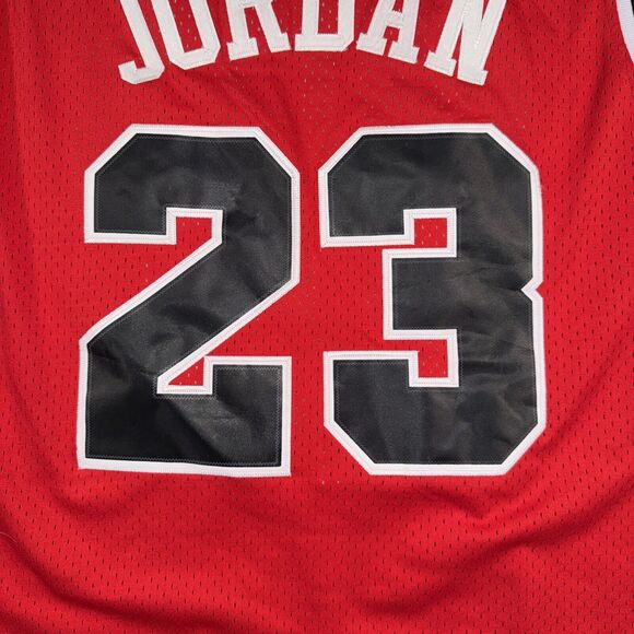 NEW Chicago Bulls #23 Michael Jordan 2009 Nike Swingman Throwback Jersey NBA XL - Picture 10 of 11